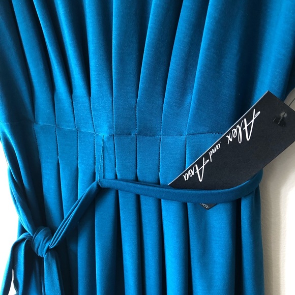 Alex and Area by Komarov - size S - Picture 4 of 5